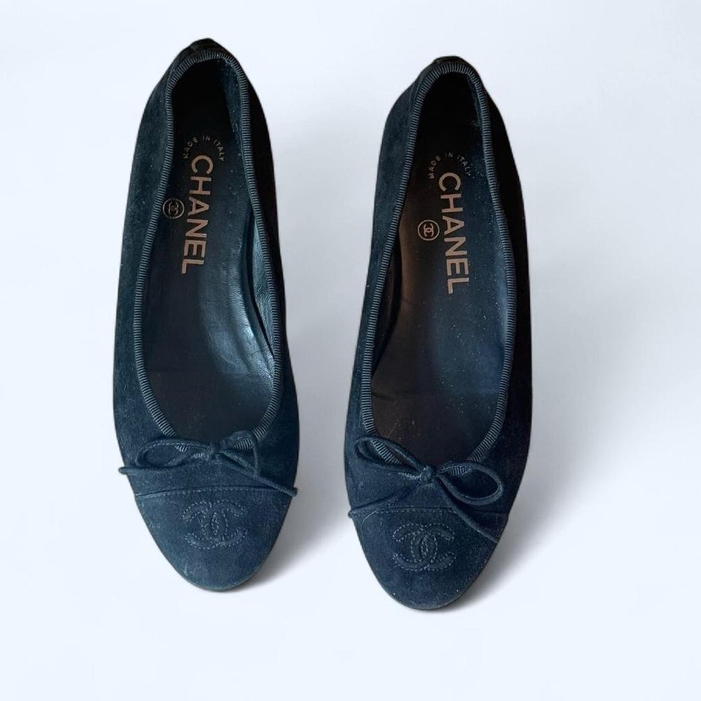 Chanel Women's Black Suede Ballet Flats